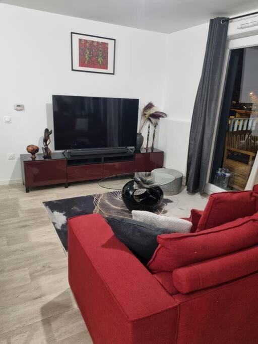 Appartement Cosy Et Equipe Meaux Eksteriør billede