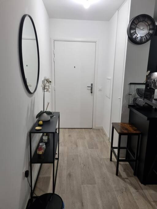 Appartement Cosy Et Equipe Meaux Eksteriør billede