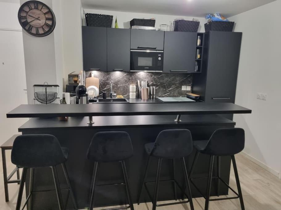 Appartement Cosy Et Equipe Meaux Eksteriør billede